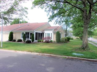 1163B Thornbury Ln, Manchester, NJ 08759