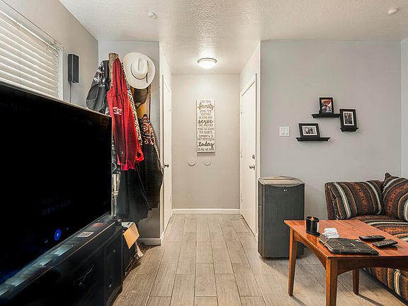 5th image of 4601 Carlisle Blvd NE APT A4
