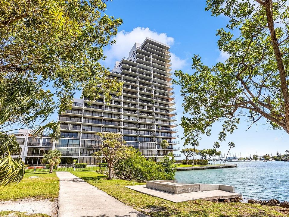 1st image of 1000 Venetian Way APT 1106