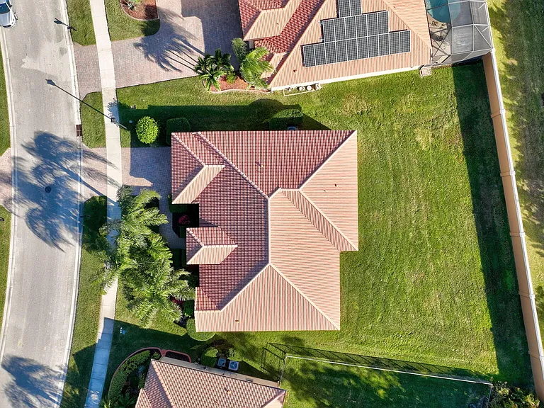 827 SW Grand Reserves Blvd — Photo 26