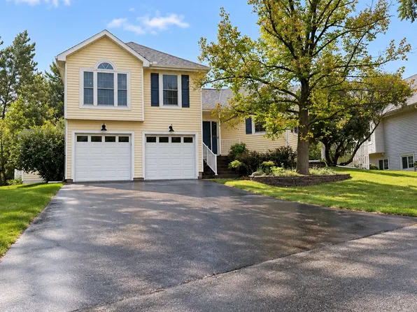 11239 49th Ave N, Plymouth, MN 55442