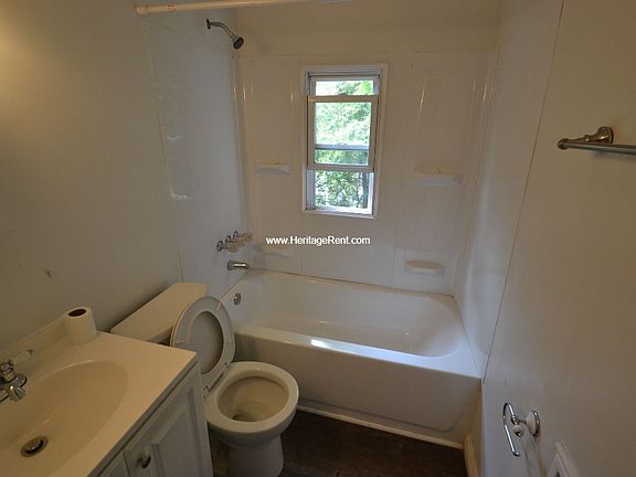 3rd image of 1729 Pulte St #2