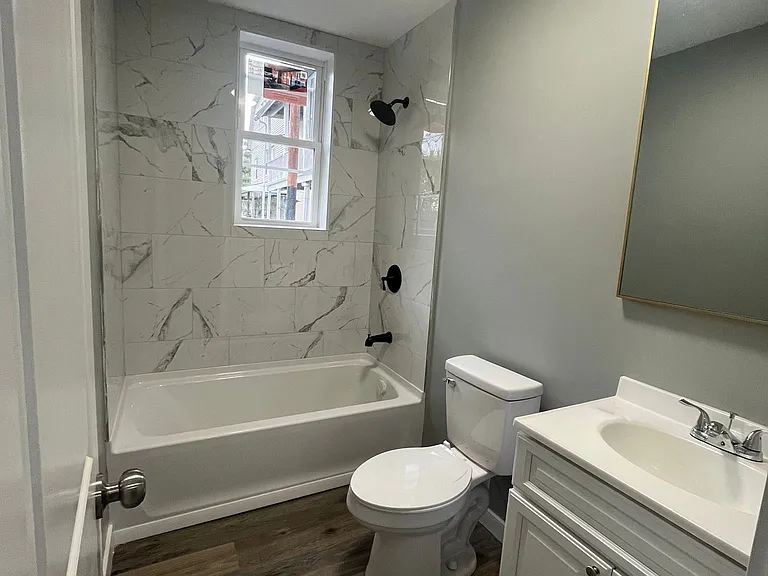 57 Waller St #1R — Photo 10