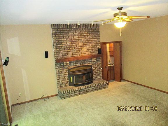 4th image of 4874 Timber Creek Dr