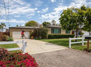 1011 Aloha Dr, Encinitas, CA 92024