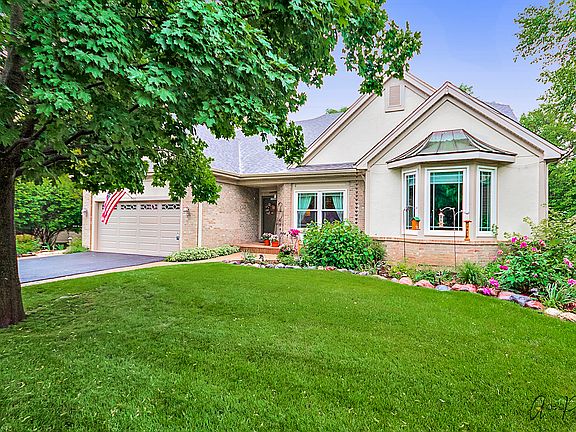 2nd image of 713 Saddlewood Dr