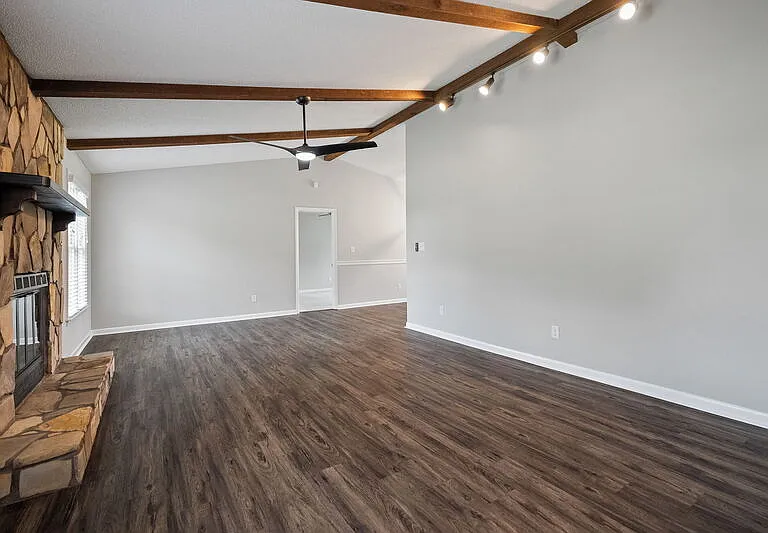 1028 Kinsey Dr SE — Photo 7