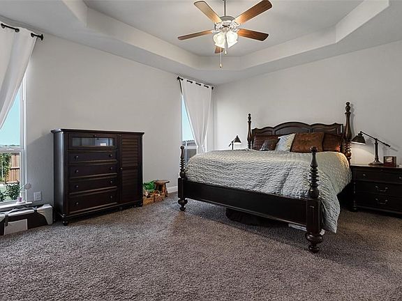 5th image of 208 Welch Folly Ln