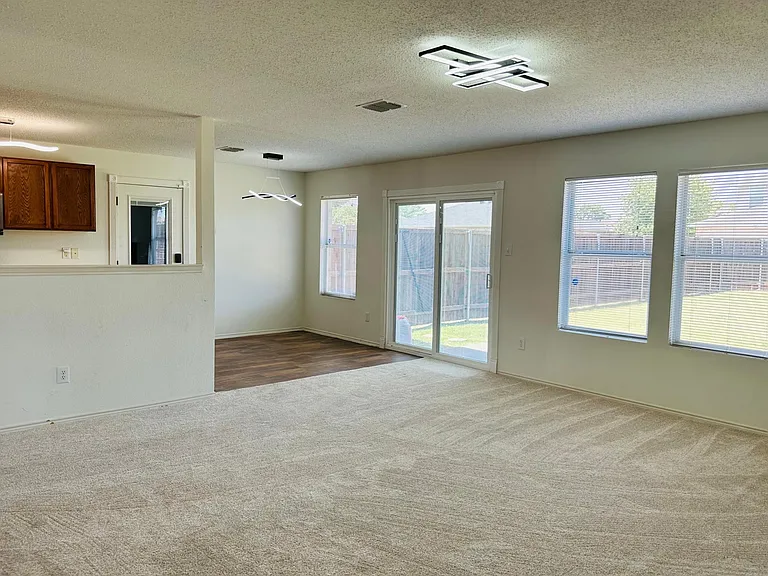 765 Lowe Dr — Photo 14