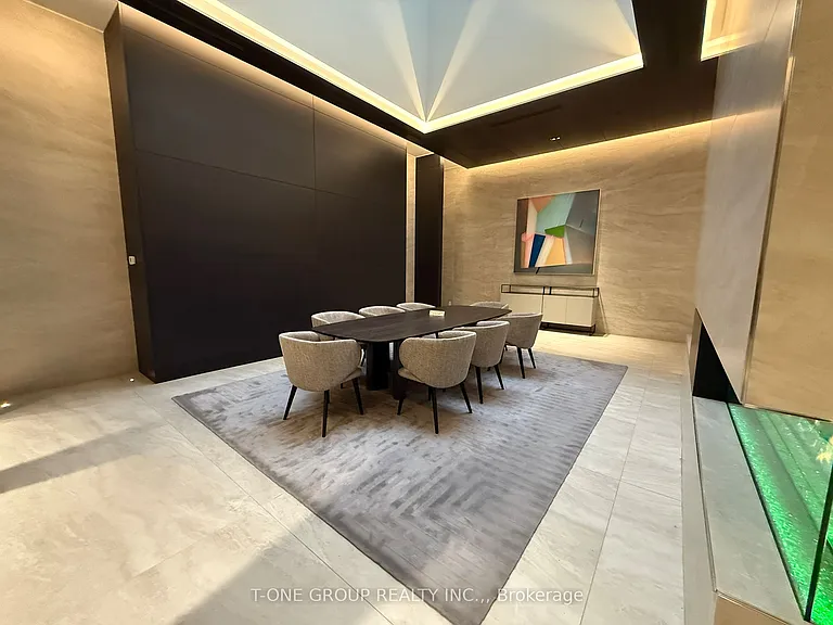 2221 Yonge St #5409 — Photo 19
