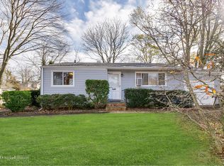34 14th St, Bohemia, NY 11716