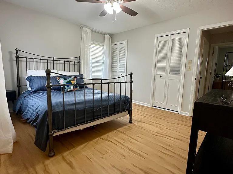 1018 Sir Lancelot Ln — Photo 6