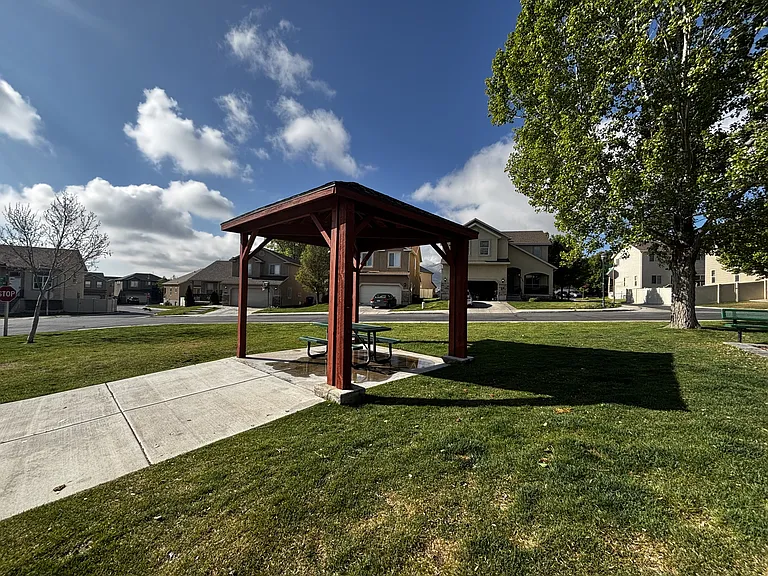 4815 E Levi Ln — Photo 29