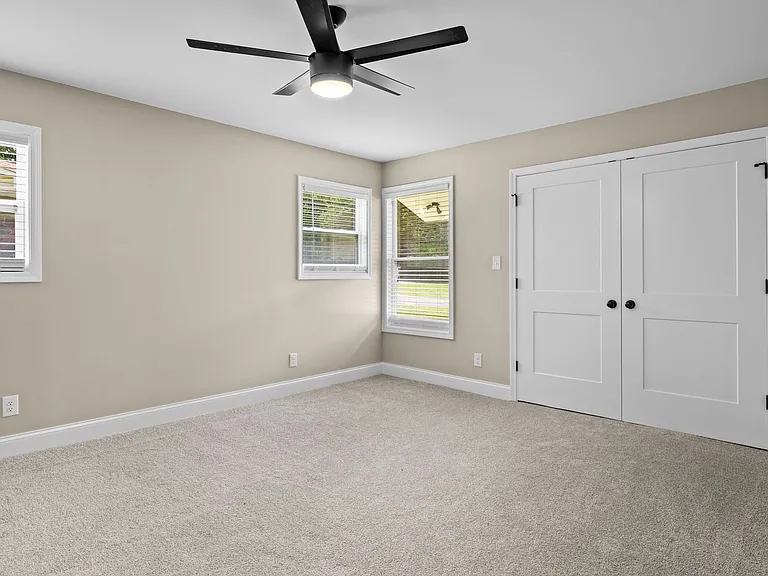 910 Windlau Ct — Photo 22