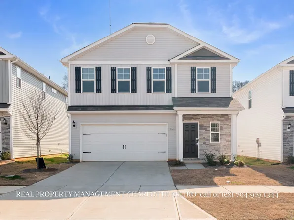 7109 Stoney Wood Ln, Charlotte, NC 28215