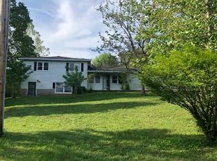 6217 E Huntertown Rd, Lexington, IN 47138