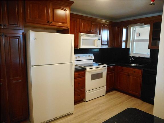 4th image of 3300 W Rolling Hills Cir APT 601