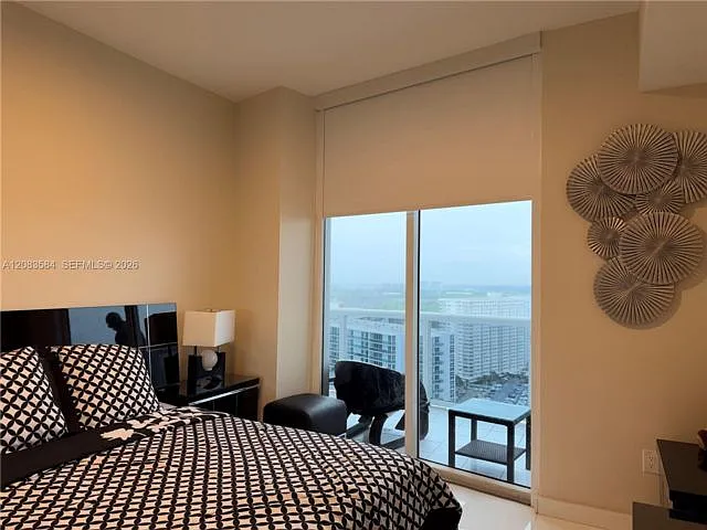 2 bed, 2.0 bath, $6,500 — Photo 4