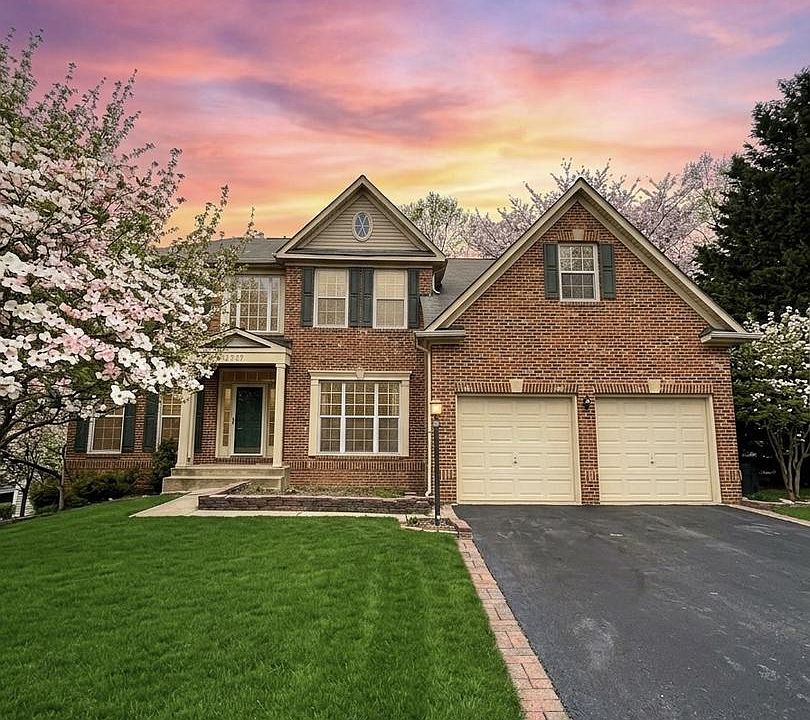 1st image of 173 Autumn Wind Ct