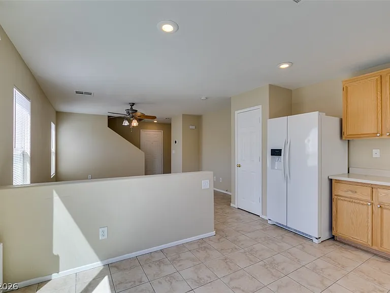 1170 Orange Meadow St — Photo 39