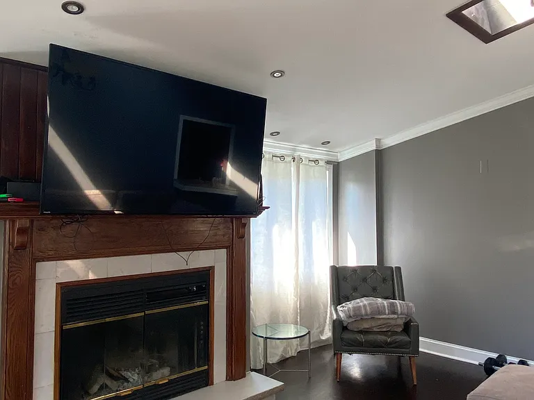 3 Teresa Ct #1 — Photo 3