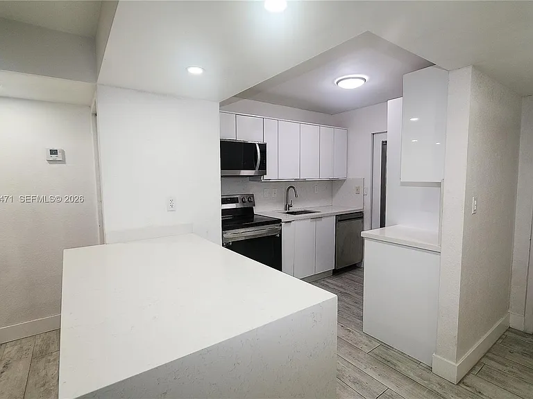 10755 SW 108th Ave #105 — Photo 5