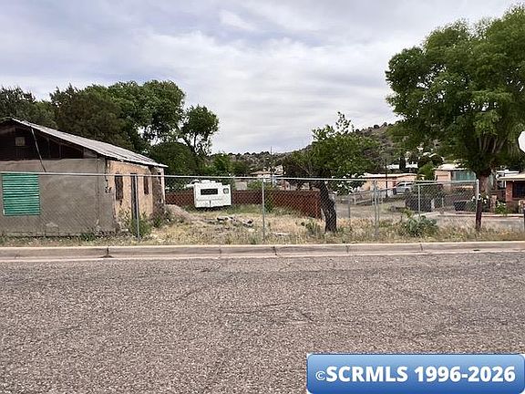 3rd image of 625 McKee St
