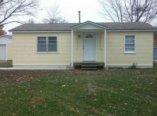 211 E McCarty St, Edgerton, KS 66021