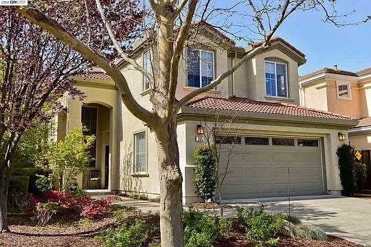 205 Azalea Ln photo 1
