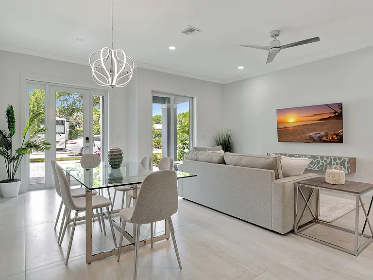 4695 SE Manatee Way — Photo 6