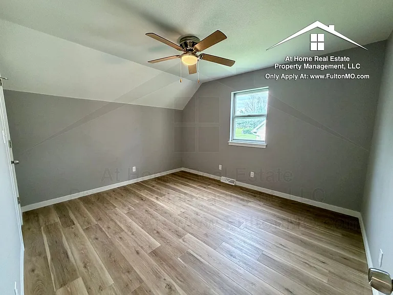 2717 Mayflower Dr — Photo 33
