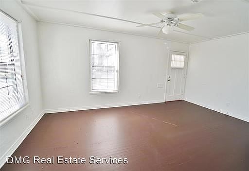 3rd image of 1123 Arkansas St