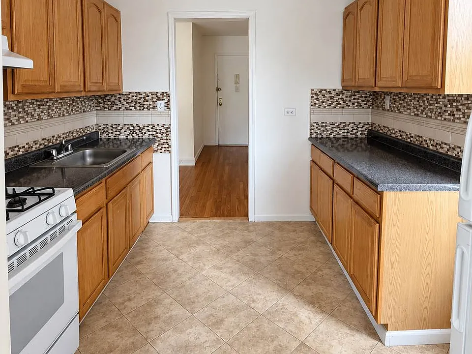 4360 Baychester Ave #3F