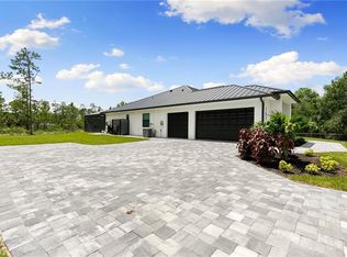 167 Everglades Blvd N, Naples, FL 34120