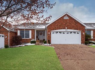 2148 Farnsworth Dr, O'Fallon, MO 63368