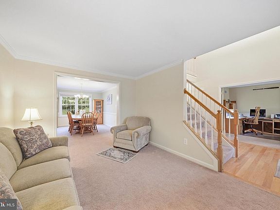 5th image of 603 Bridlewreath Way