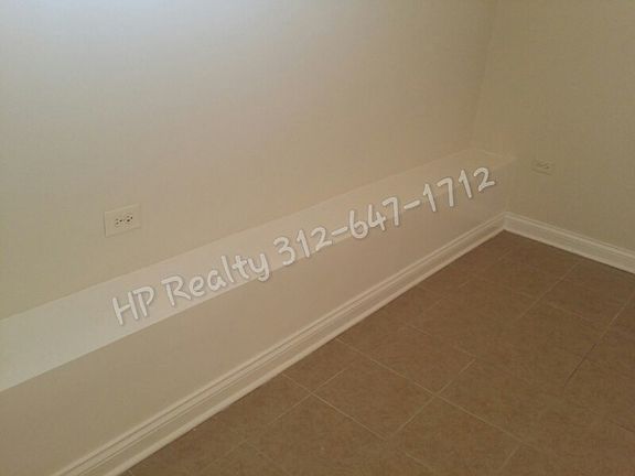 3rd image of 4400 W Parker Ave