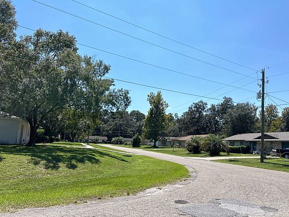 4th image of 2665NE43 Place