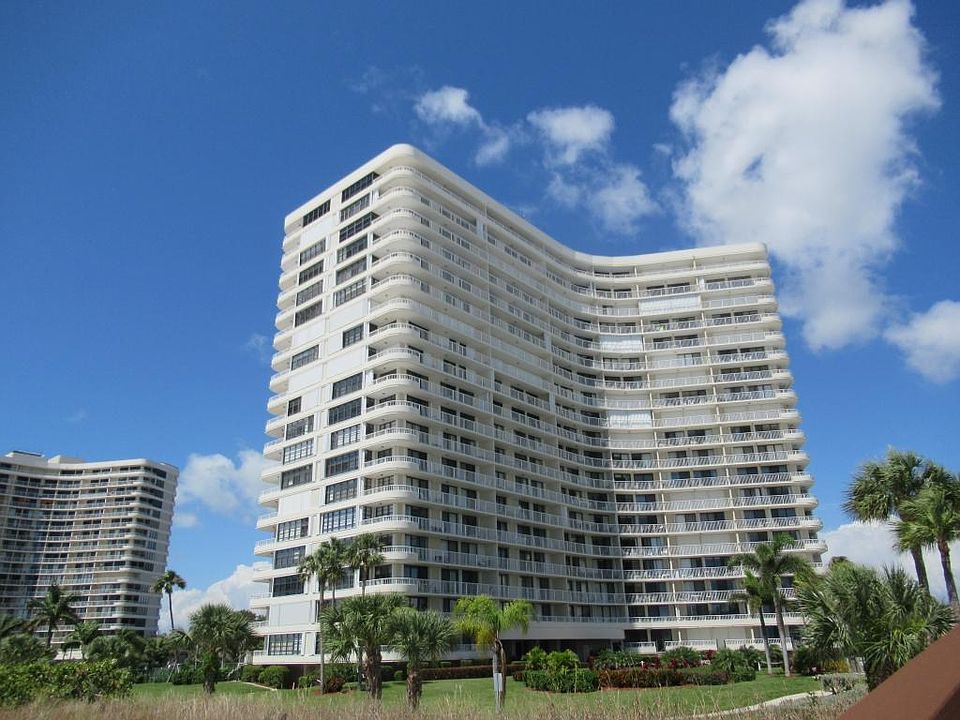 1st image of 320 Seaview Ct APT 201