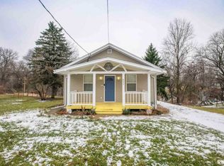 802 W Hatterman St, Bartonville, IL 61607