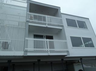 122 Hilton Ln APT 2, Pacifica, CA 94044