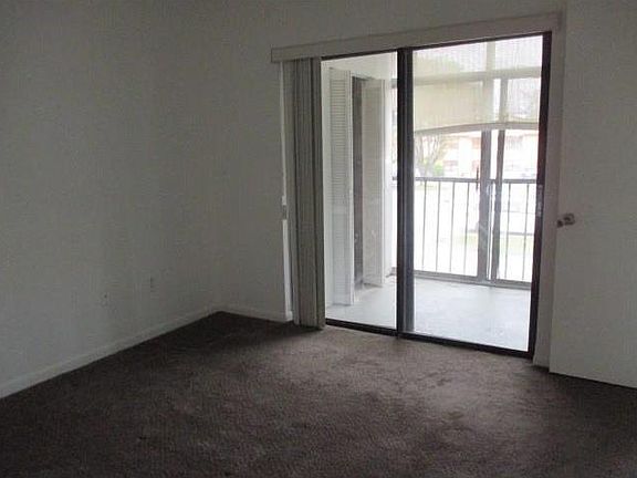 5th image of 6555 W 26th Dr #2235
