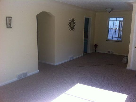 2nd image of 19920 Marlowe St