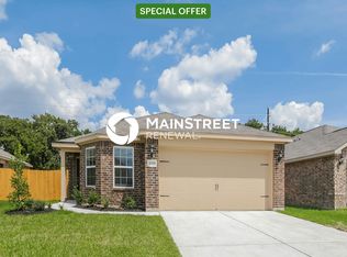 1111 Diamond Drape Dr, Iowa Colony, TX 77583