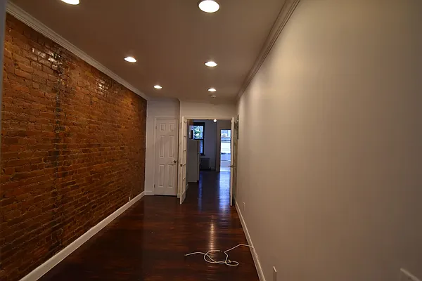 Rented by CNC-Assets | media 13