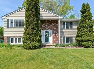 102 Briarwood Ave, Southbridge, MA 01550