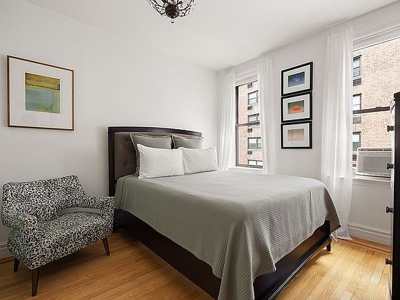 5th image of 230 E 71st St APT 6B