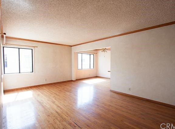 3rd image of 6954 E Parkcrest St