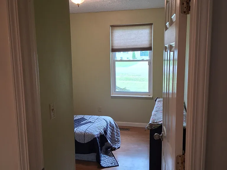 702 Rodeo Rd — Photo 12