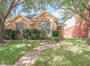 6037 Cheyenne Dr, The Colony, TX 75056